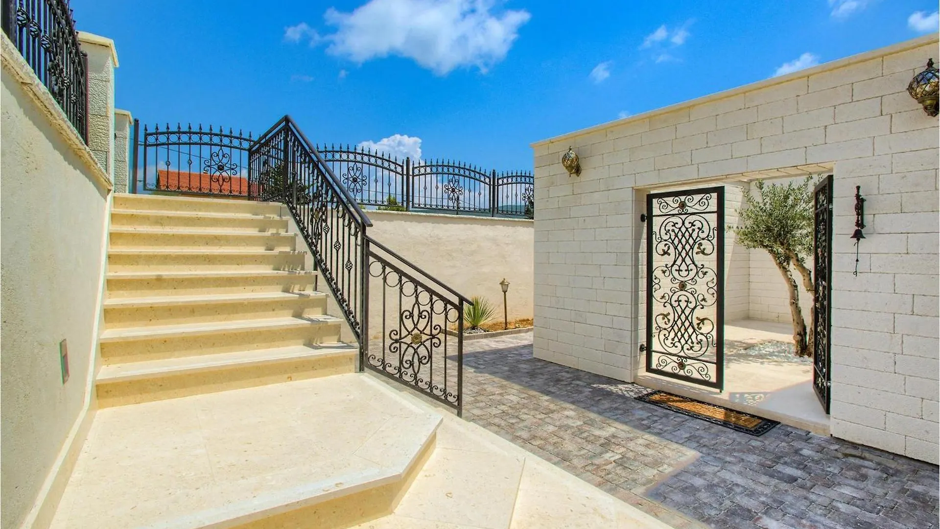 Villa Mek Zadar 0*,
