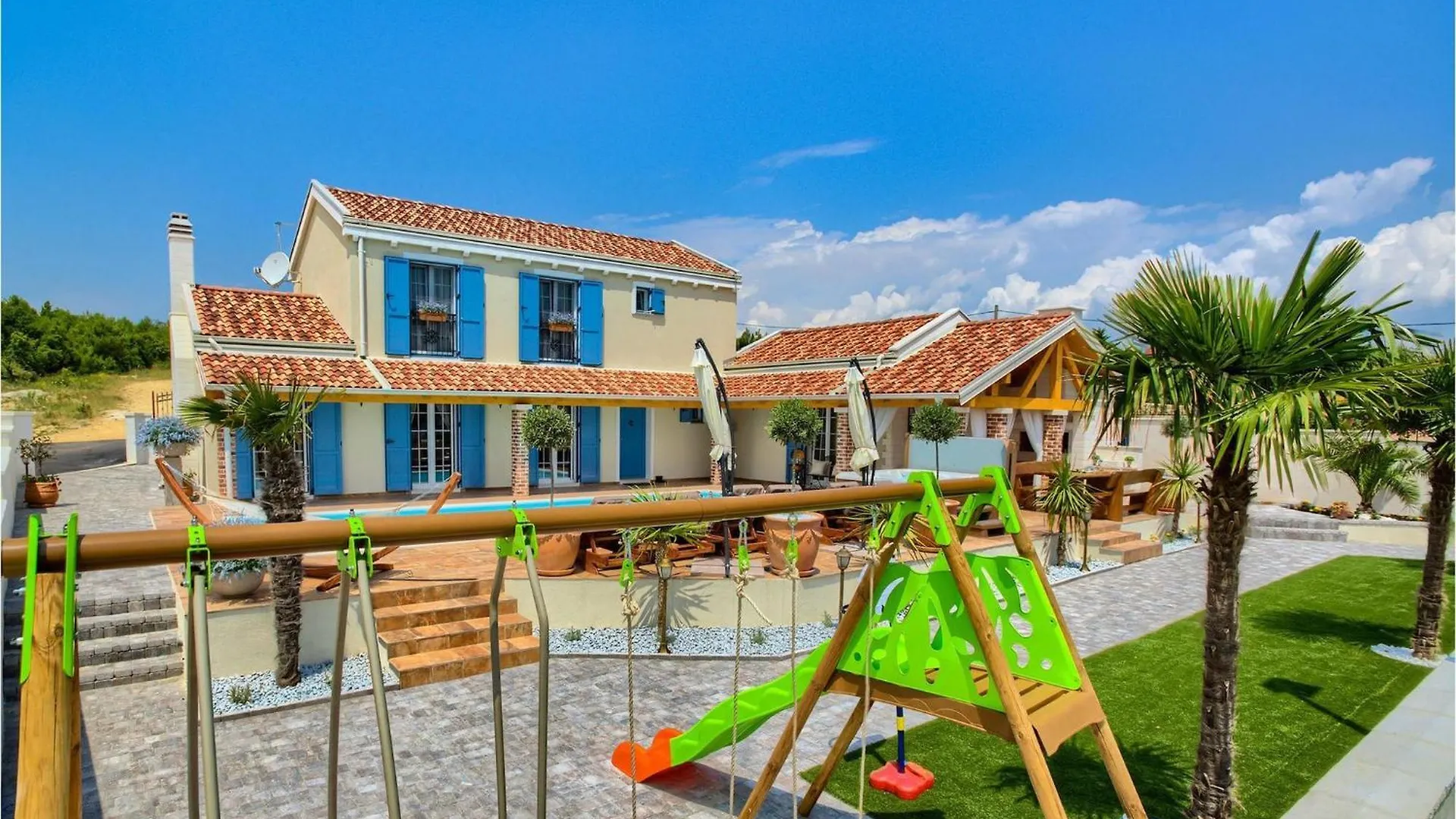 Villa Mek Zadar 0*,  Croatia