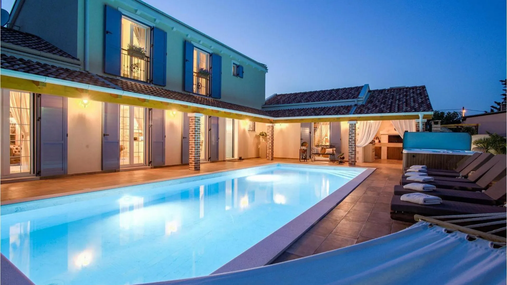Holiday home Villa Mek Zadar