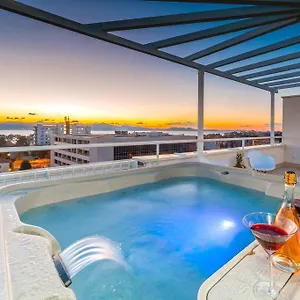 Sunset Penthouse With Jacuzzi And Seaview Zadar